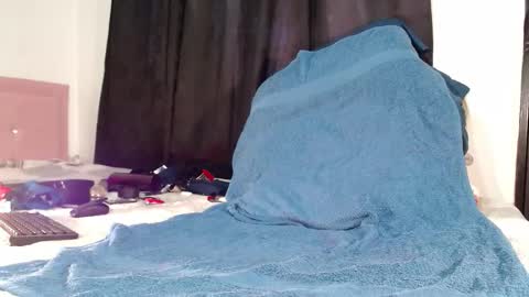 Snapshot of gato_2021 chatting on 11-05-25, 08:31 More than 200 cum videos fetishes cum compilation on my PORNHUB account for 150 tokens online show from 11-05-25, 08:31