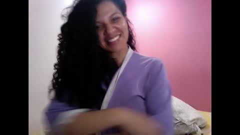 gatubelahotxxx online show from 01-06-25, 03:20