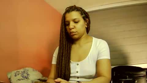 Snapshot of gatubelahotxxx chatting on 06-10-26, 03:39 gatubelahotxxx online show from 06-10-26, 03:39