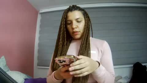 Snapshot of gatubelahotxxx chatting on 06-18-26, 12:55 gatubelahotxxx online show from 06-18-26, 12:55