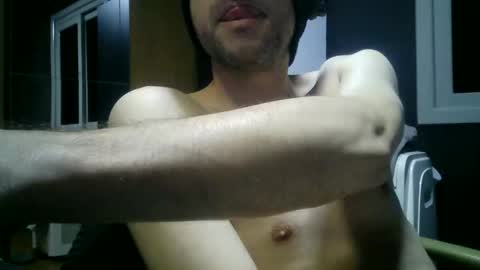 Snapshot of gauchors21 chatting on 11-06-25, 02:56 gauchors21 online show from 11-06-25, 02:56