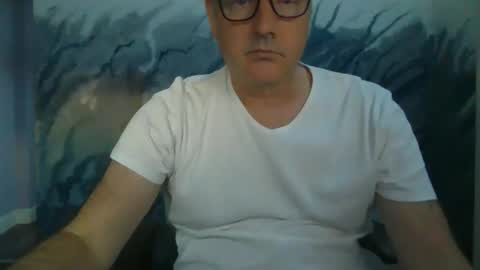 Snapshot of gazzaboy123 chatting on 10-11-25, 05:00 gazzaboy123 online show from 10-11-25, 05:00