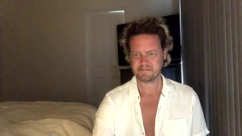 Snapshot of gcsurfer81 chatting on 12-02-24, 07:47 gcsurfer81 online show from 12-02-24, 07:47