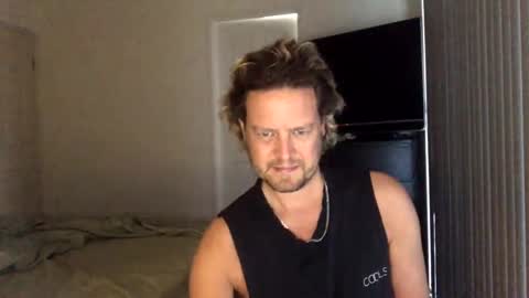 Snapshot of gcsurfer81 chatting on 12-19-24, 07:29 gcsurfer81 online show from 12-19-24, 07:29