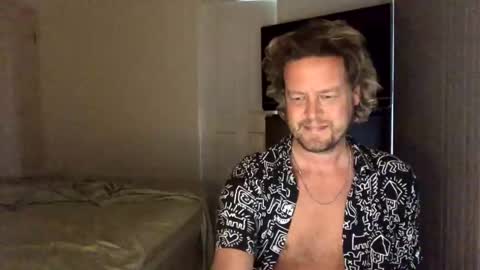 Snapshot of gcsurfer81 chatting on 12-20-24, 07:55 gcsurfer81 online show from 12-20-24, 07:55