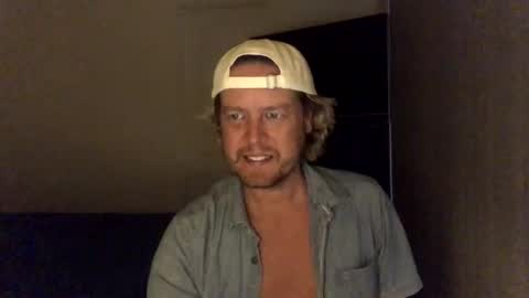 Snapshot of gcsurfer81 chatting on 01-13-25, 08:37 gcsurfer81 online show from 01-13-25, 08:37