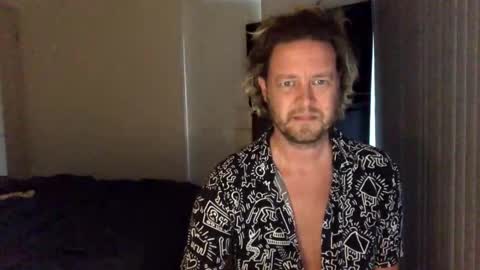 Snapshot of gcsurfer81 chatting on 02-10-25, 08:09 gcsurfer81 online show from 02-10-25, 08:09