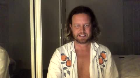 Snapshot of gcsurfer81 chatting on 10-15-25, 08:03 gcsurfer81 online show from 10-15-25, 08:03