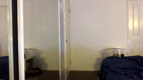 gcsurfer81 online show from 01-10-26, 09:22