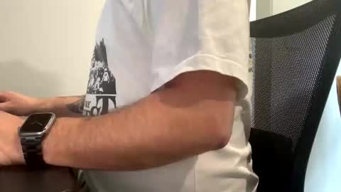 Snapshot of geeguy7778 chatting on 04-16-26, 03:51 gee online show from 04-16-26, 03:51