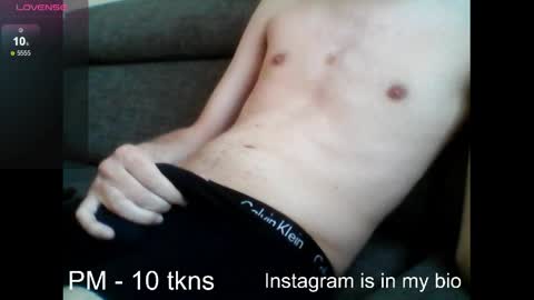 Snapshot of geil123569551 chatting on 05-09-26, 05:40 geil123569551 online show from 05-09-26, 05:40