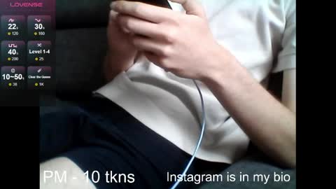 Snapshot of geil123569551 chatting on 05-11-26, 08:42 geil123569551 online show from 05-11-26, 08:42