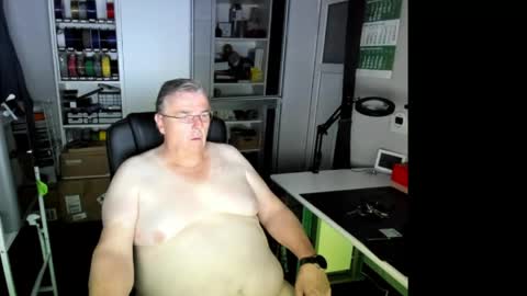 Snapshot of geiler_bock chatting on 05-01-26, 03:11 Geiler Bock online show from 05-01-26, 03:11