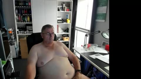 Snapshot of geiler_bock chatting on 06-12-26, 11:53 Geiler Bock online show from 06-12-26, 11:53