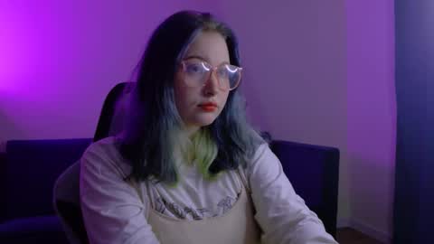 Snapshot of geistermadchen chatting on 10-30-25, 06:52 Vi online show from 10-30-25, 06:52