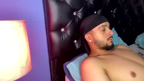 Snapshot of gemaandmyke1 chatting on 09-24-25, 02:20 Gema and Myke online show from 09-24-25, 02:20