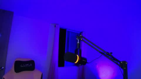 geminis11 online show from 05-10-26, 12:38