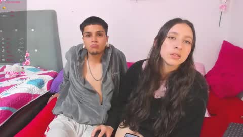 Snapshot of geminis_escorpio_10 chatting on 03-19-26, 06:06 geminis and scorpio online show from 03-19-26, 06:06