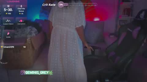 Snapshot of geminis_grey chatting on 11-13-25, 03:05 Geminis online show from 11-13-25, 03:05