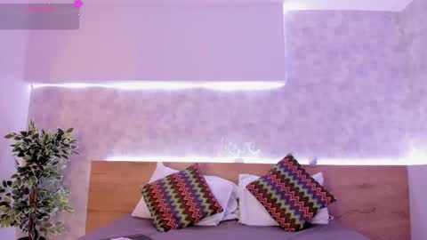 geminis muentes online show from 02-10-25, 02:30