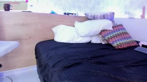 geminis muentes online show from 02-14-25, 06:34