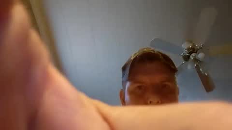 Snapshot of general_junkie chatting on 10-21-25, 01:12 general_junkie online show from 10-21-25, 01:12