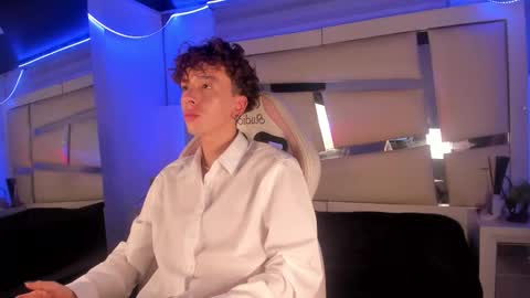 Snapshot of genesis_js chatting on 11-27-25, 02:46 genesis_js online show from 11-27-25, 02:46