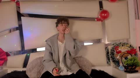 Snapshot of genesis_js chatting on 12-23-25, 03:48 genesis_js online show from 12-23-25, 03:48