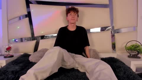 Snapshot of genesis_js chatting on 01-09-26, 04:37 genesis_js online show from 01-09-26, 04:37