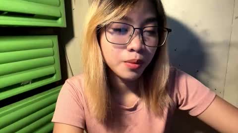 Snapshot of genesistresvant chatting on 01-07-26, 05:21 Yuki online show from 01-07-26, 05:21