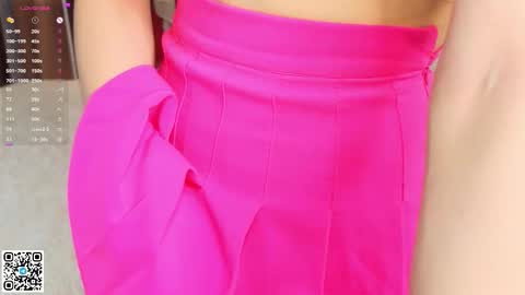 Amely  online show from 09-21-25, 04:14