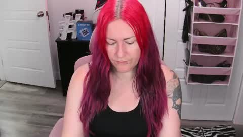 Genny Rock   and  online show from 06-09-26, 12:50