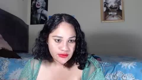 Snapshot of gensesisex chatting on 02-17-26, 01:35 gensesisex online show from 02-17-26, 01:35