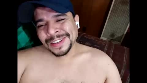 Snapshot of geo7287 chatting on 11-14-25, 07:18 geo7287 online show from 11-14-25, 07:18