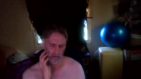 Snapshot of geoffbmn chatting on 07-11-26, 12:35 geoffbmn online show from 07-11-26, 12:35