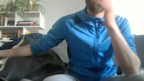 Snapshot of geon2xx chatting on 03-02-25, 08:27 Geon online show from 03-02-25, 08:27