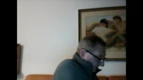 Snapshot of georg1412 chatting on 02-06-25, 06:35 georg1412 online show from 02-06-25, 06:35