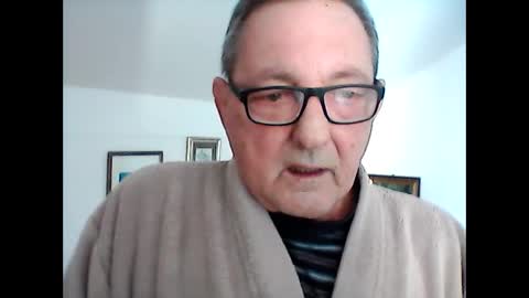 Snapshot of georg1412 chatting on 02-08-25, 08:42 georg1412 online show from 02-08-25, 08:42