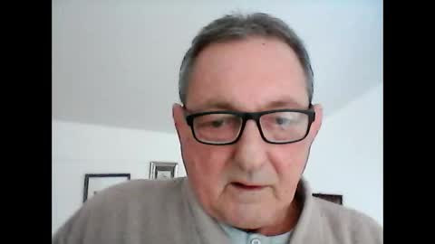 Snapshot of georg1412 chatting on 02-10-25, 07:36 georg1412 online show from 02-10-25, 07:36