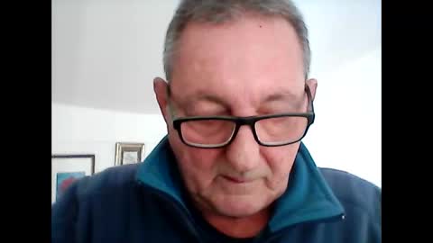 Snapshot of georg1412 chatting on 12-16-25, 11:26 georg1412 online show from 12-16-25, 11:26