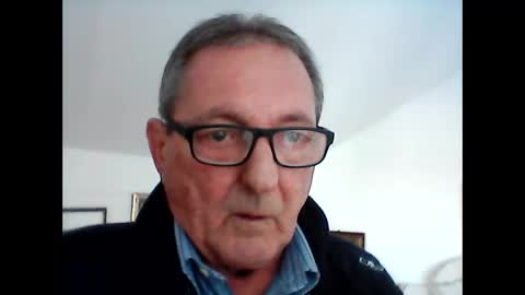 Snapshot of georg1412 chatting on 01-15-26, 01:05 georg1412 online show from 01-15-26, 01:05