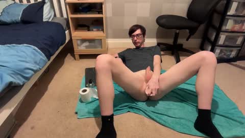 Snapshot of george5657 chatting on 11-17-25, 10:37 George online show from 11-17-25, 10:37