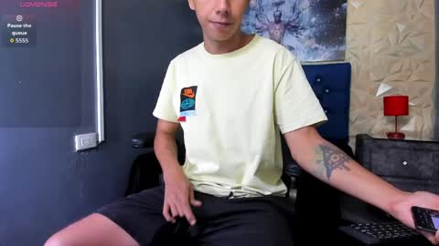 george_bigcock24cm online show from 04-01-26, 01:23