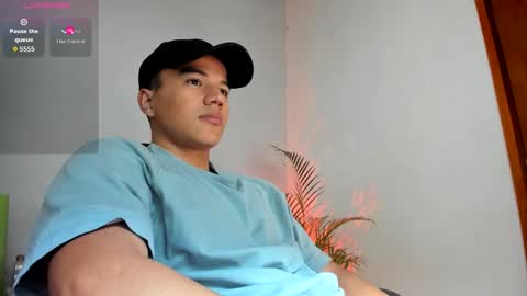 Snapshot of george_cams1 chatting on 01-11-26, 04:56 Jorge online show from 01-11-26, 04:56