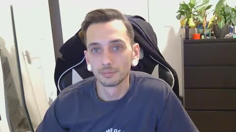 Snapshot of georgek0011 chatting on 12-22-25, 08:50 georgek0011 online show from 12-22-25, 08:50