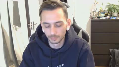 Snapshot of georgek0011 chatting on 03-20-26, 09:30 georgek0011 online show from 03-20-26, 09:30