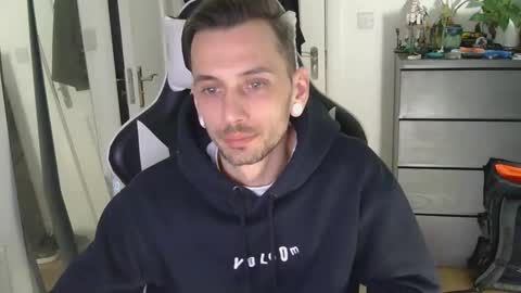 Snapshot of georgek0011 chatting on 03-22-26, 01:31 georgek0011 online show from 03-22-26, 01:31