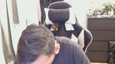 Snapshot of georgek0011 chatting on 04-01-26, 09:23 georgek0011 online show from 04-01-26, 09:23