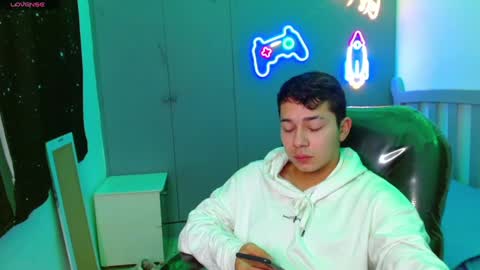 GEORGE online show from 01-25-25, 09:04