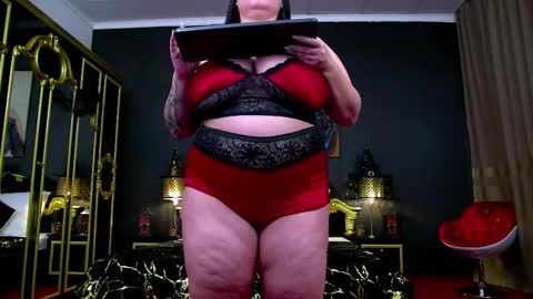 Snapshot of georgialerox chatting on 10-19-25, 01:01 GeorgiaLerox online show from 10-19-25, 01:01